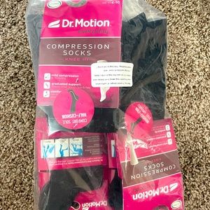 Compression socks in a pack (never worn)